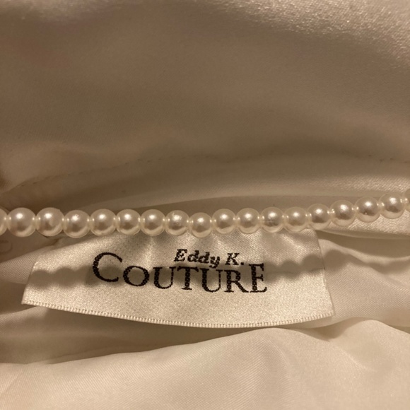 White Wedding/Prom Dress - Picture 6 of 6